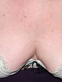 English tart is taking off her clothes for cash