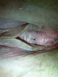 Older MILFs are showing off their jugs