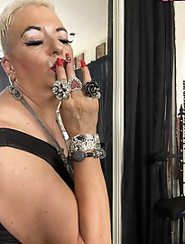 Cock addicted experienced babe puts on hot clothes