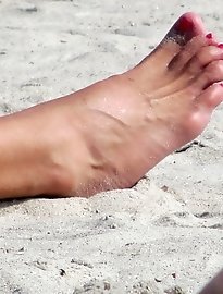 Mrs. Kinks buttocks and sexual openings