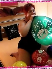 Elegant and seasoned beauties have a profound appreciation for oral pleasure