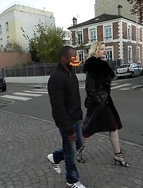 Enjoy mature women and younger ladies from OlderWomanFun.