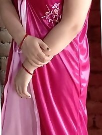 Enjoy mature women and younger ones from OlderWomanFun.