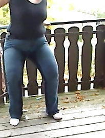 Pissing in jeans ...