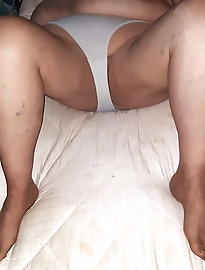 Older women are fingering their leaking cunt