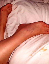 My sexy feet For footjob