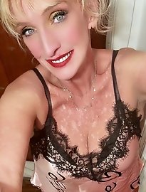 Old and dissolute girlfriends are ready for sex