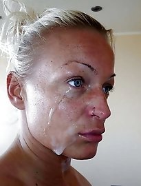 Superb mature businesswoman demonstrates her tricks