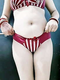 Fiery older babes are seducing their husbands