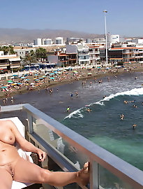 Strumpet is playing alone