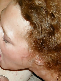 Mature strumpet looks fuckable